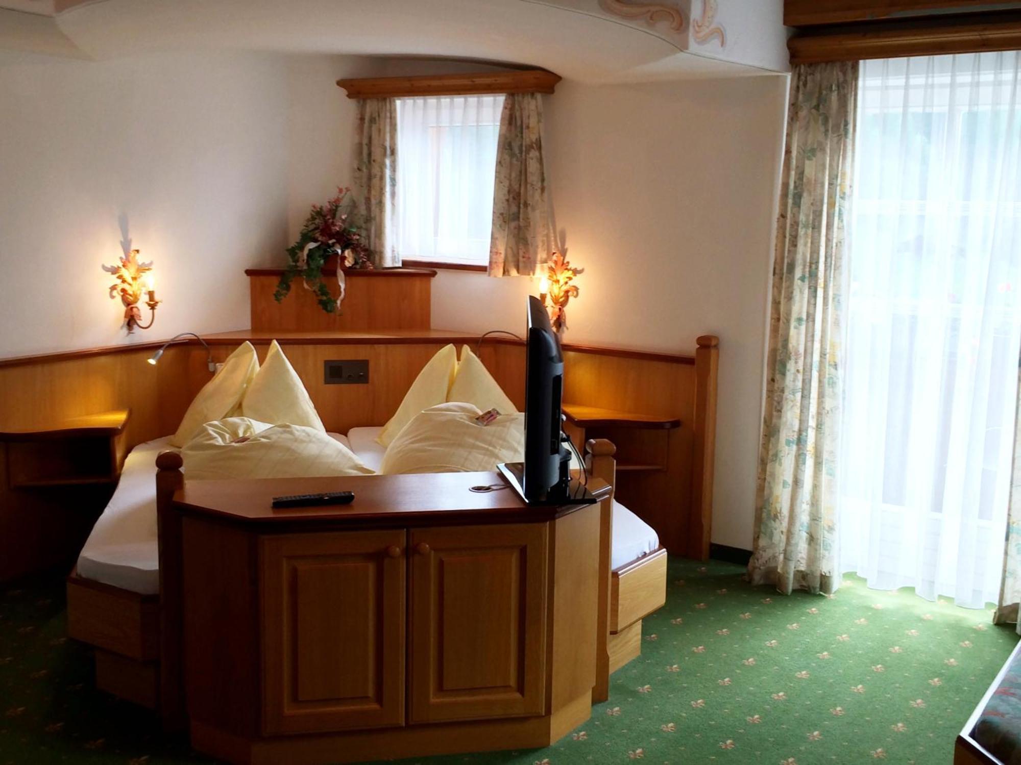 Berghotel Hauserbauer Dorfgastein Room photo